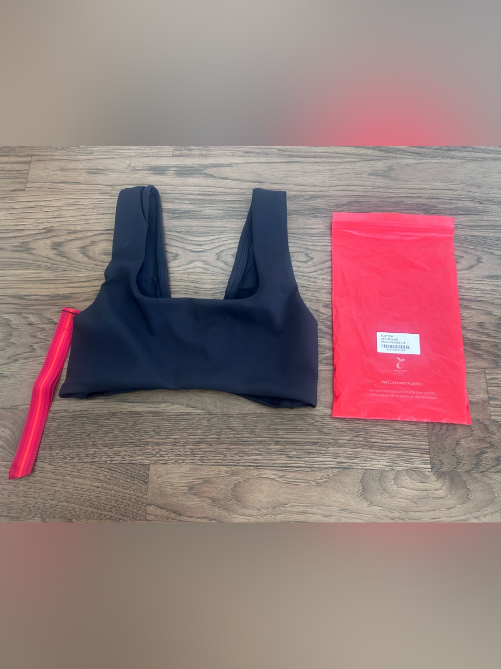 Left on Friday Flip Top Jet Black Size Small